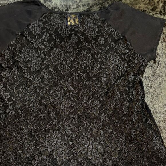 Disney Couture rhinestone sequin apple slipper lace backsnow white cap sleeve . - Picture 9 of 12